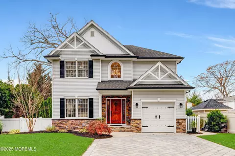 909 Brookside Ave, Ocean, NJ 07712