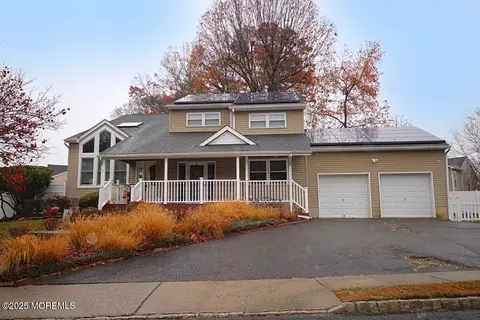 7 Reed Rd, Howell, NJ 07731