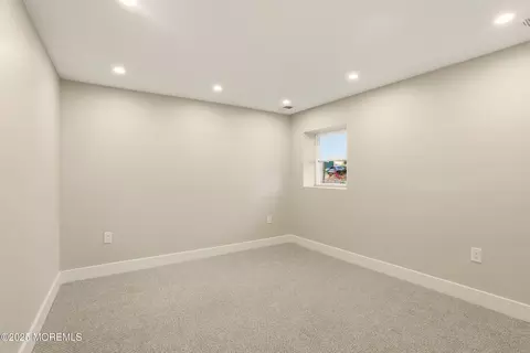 Bedroom - 71 E Connecticut Concourse, Jackson, NJ 08527 photo 3 of 9