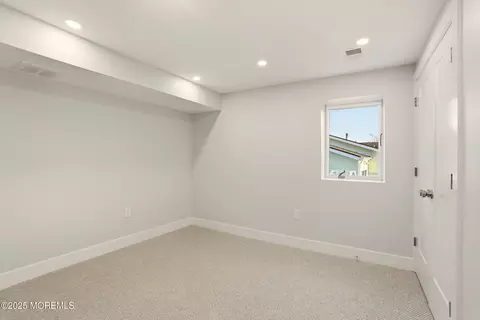 Bedroom - 71 E Connecticut Concourse, Jackson, NJ 08527 photo 7 of 9