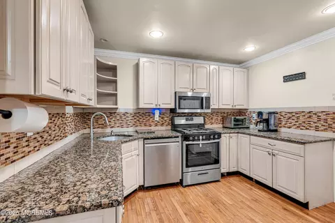 1065 Rose St, Plainfield, NJ 07060 photo 18