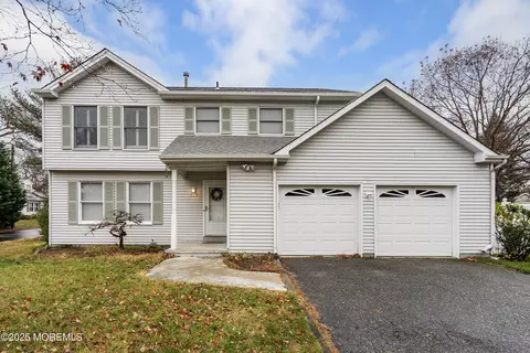 388 N Lake Dr, Brick, NJ 08724