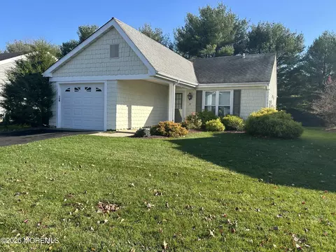 21 Harrogate Ln, Manchester, NJ 08759
