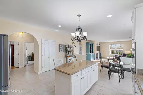 Kitchen - 43 Marlow Dr, Jackson, NJ 08527 photo 6 of 6