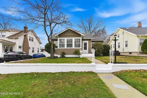 46 Highland Ave, Leonardo, NJ 07737
