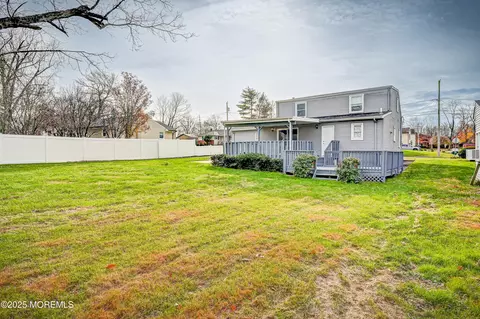 Exterior - 5 Seventh St, Matawan, NJ 07747 photo 7 of 9