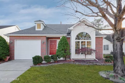 1665 Goldspire Rd, Toms River, NJ 08755