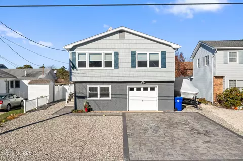 36 Lenape Trl, Brick, NJ 08724