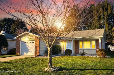 91 Lauren Ln, Brick, NJ 08723