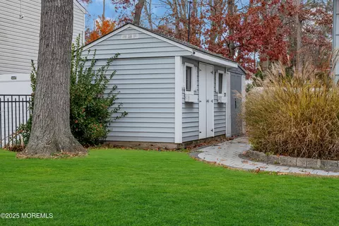 Exterior - 822 Devon St, Forked River, NJ 08731 photo 2 of 6