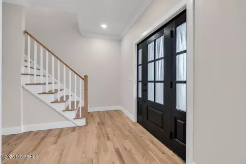 Entry Way - 1412 Forest Ave, Brick, NJ 08724 photo 3 of 9