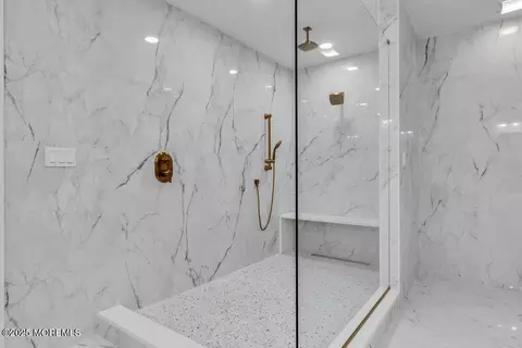 Bath - 1412 Forest Ave, Brick, NJ 08724 photo 13 of 15