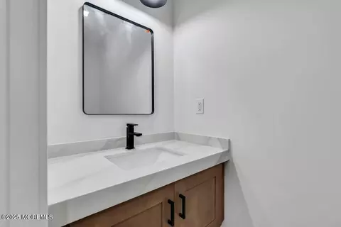 Bath - 1412 Forest Ave, Brick, NJ 08724 photo 3 of 15