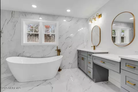 Bath - 1412 Forest Ave, Brick, NJ 08724 photo 9 of 15
