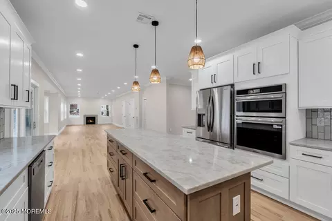 Kitchen - 1412 Forest Ave, Brick, NJ 08724 photo 4 of 7