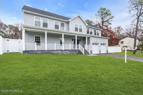 Exterior - 1412 Forest Ave, Brick, NJ 08724 photo 4 of 11