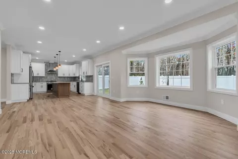 Living - 1412 Forest Ave, Brick, NJ 08724 photo 5 of 10