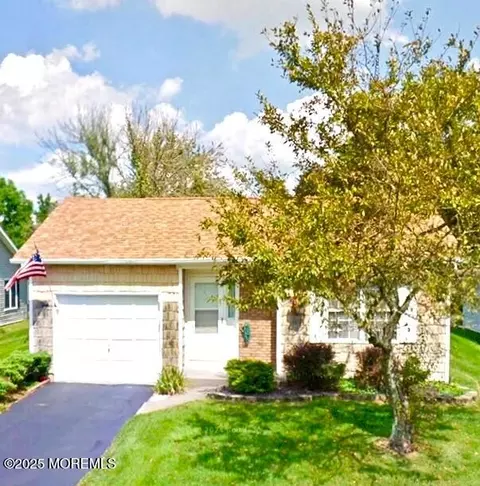 101 Mansfield Dr, Brick, NJ 08724