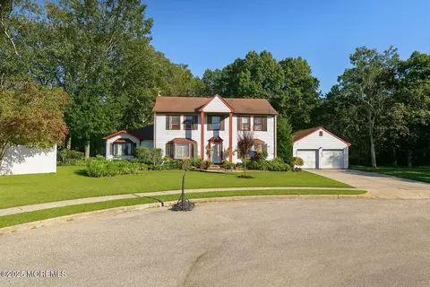 1158 Cecil Ct, Lakewood, NJ 08701