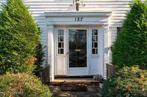 Exterior - 137 Bingham Ave, Rumson, NJ 07760 photo 3 of 4