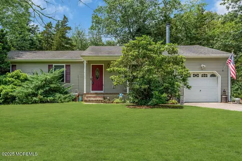 124 Cedar Swamp Rd, Jackson, NJ 08527