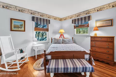 Bedroom - 634 Fairview Ln, Forked River, NJ 08731 photo 4 of 5