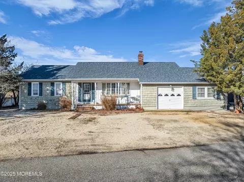 Exterior - 634 Fairview Ln, Forked River, NJ 08731 photo 3 of 4
