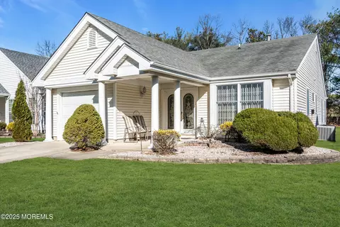 509 Waterford Dr, Manchester, NJ 08759