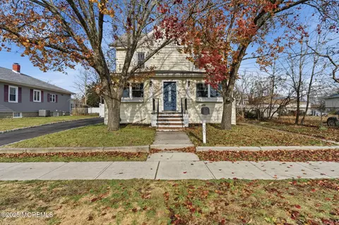307 Pine St, Lakehurst, NJ 08733