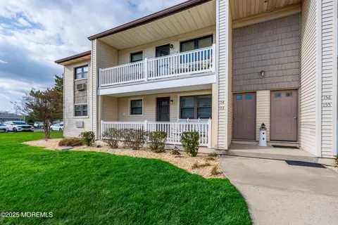 153 Wharfside Dr, Monmouth Beach, NJ 07750