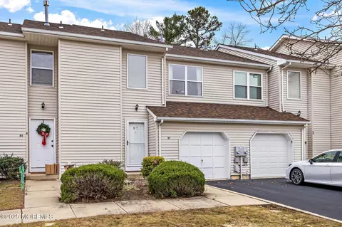 87 Vincent Ct, Little Egg Harbor, NJ 08087