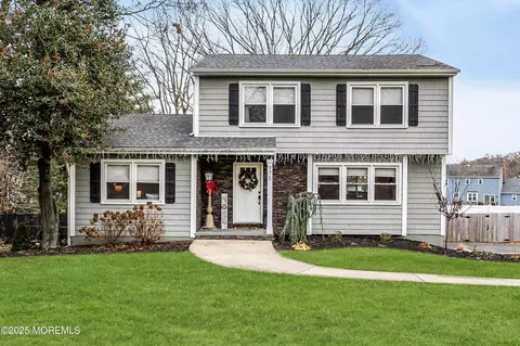 975 Indian Hill Rd, Toms River, NJ 08753