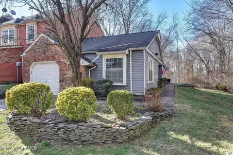 11 Sheffield Ct, Old Bridge, NJ 08857