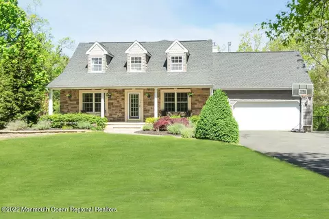 614 Oakwood Ave, Jackson, NJ 08527