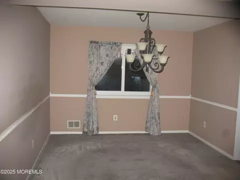 32 Appletree Rd, Howell, NJ 07731 photo 7