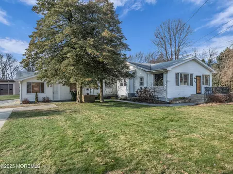 788 Poole Ave, Hazlet, NJ 07730