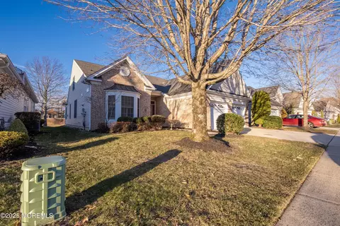 110 Wild Dunes Way, Jackson, NJ 08527