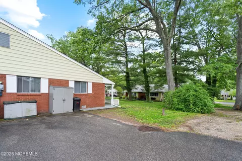 9 D Dove St #D, Manchester, NJ 08759