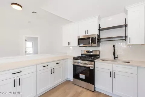 Kitchen - 266 23rd Ave, Brick, NJ 08724 photo 2 of 2