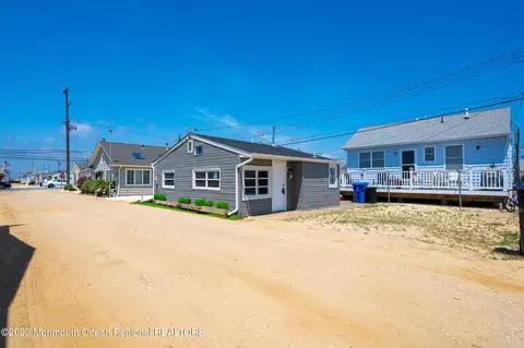 Exterior - 34 E Crane Way, Lavallette, NJ 08735 photo 2 of 2