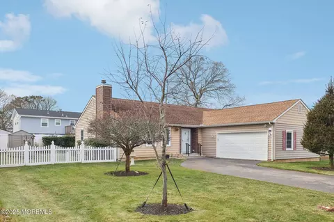 409 Sinclair Ave, Lanoka Harbor, NJ 08734