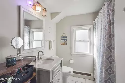 Bath - 1644 Riverview Ter, Wall, NJ 07719 photo 2 of 2