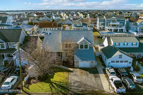1722 Riviera Ct, Point Pleasant, NJ 08742