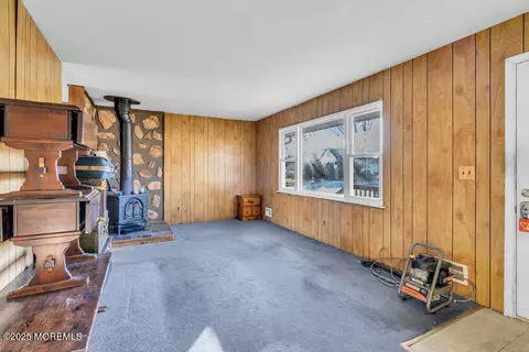 Living - 2 Drew Ct, Jackson, NJ 08527 photo 1 of 1