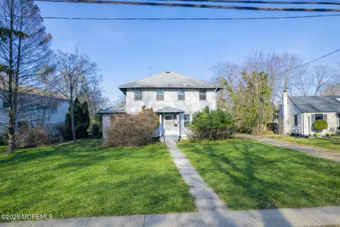 333 Broad St, Eatontown, NJ 07724