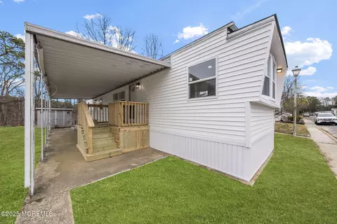 Exterior - 712 7th St, Jackson, NJ 08527 photo 2 of 8