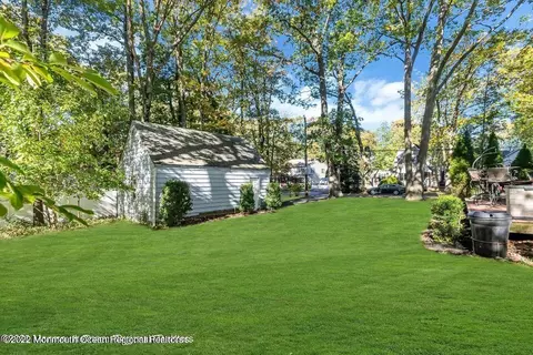 96 Whalepond Rd, Oakhurst, NJ 07755