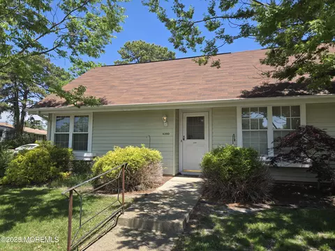 439 Chesterfield Ct # D, Manchester, NJ 08759