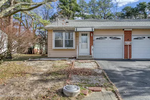 57 Yorktowne Pkwy #A, Whiting, NJ 08759