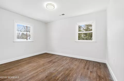 Bedroom - 16 Crest Rd, Jackson, NJ 08527 photo 5 of 10